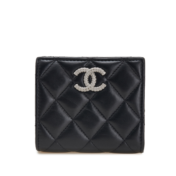 Pre-Loved Chanel CC Quilted Lambskin Compact Bifold Wallet - Picture 1 of 10